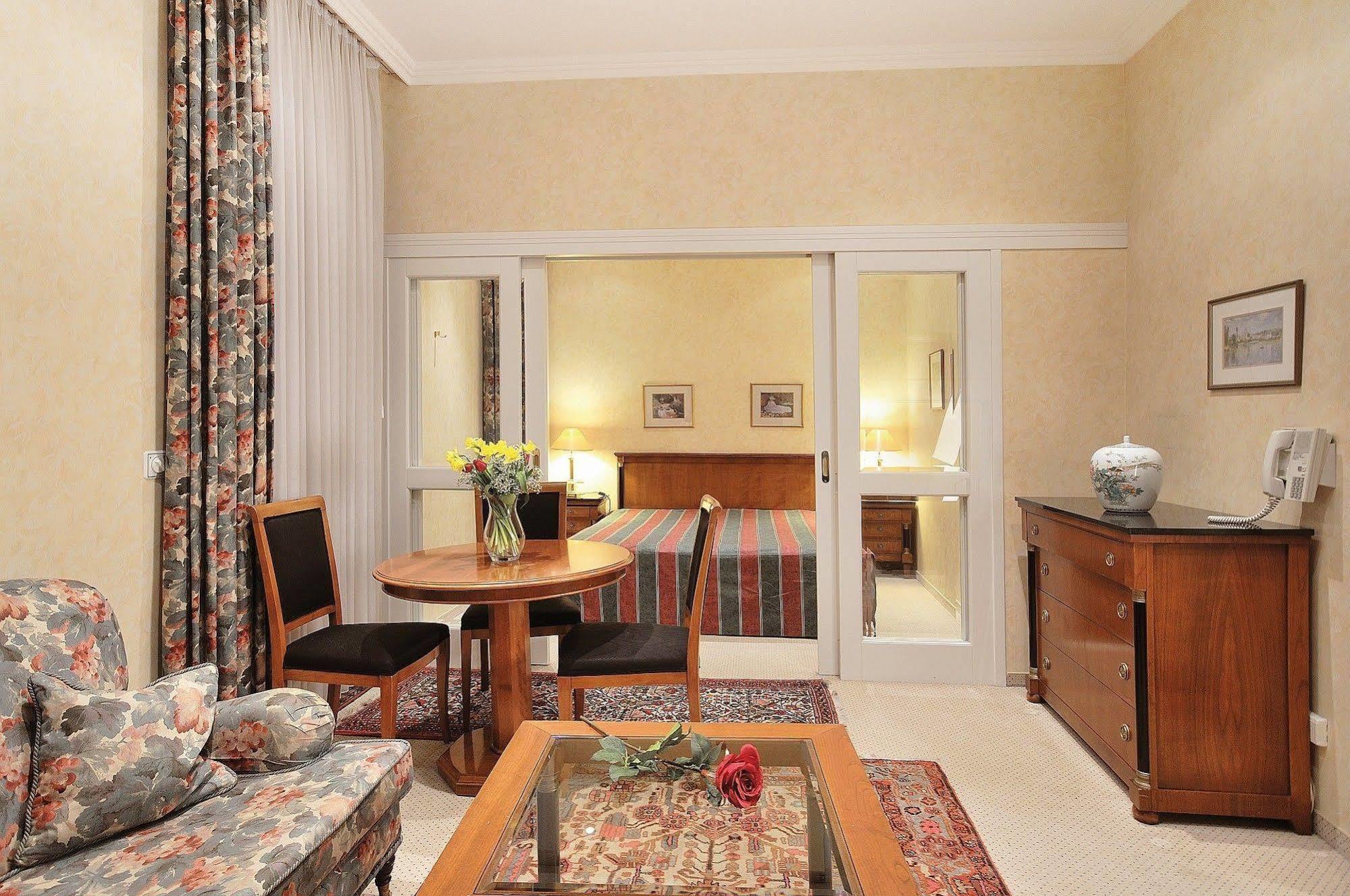 Hotel Residenz Am Rosengarten Bad Kissingen Szoba fotó